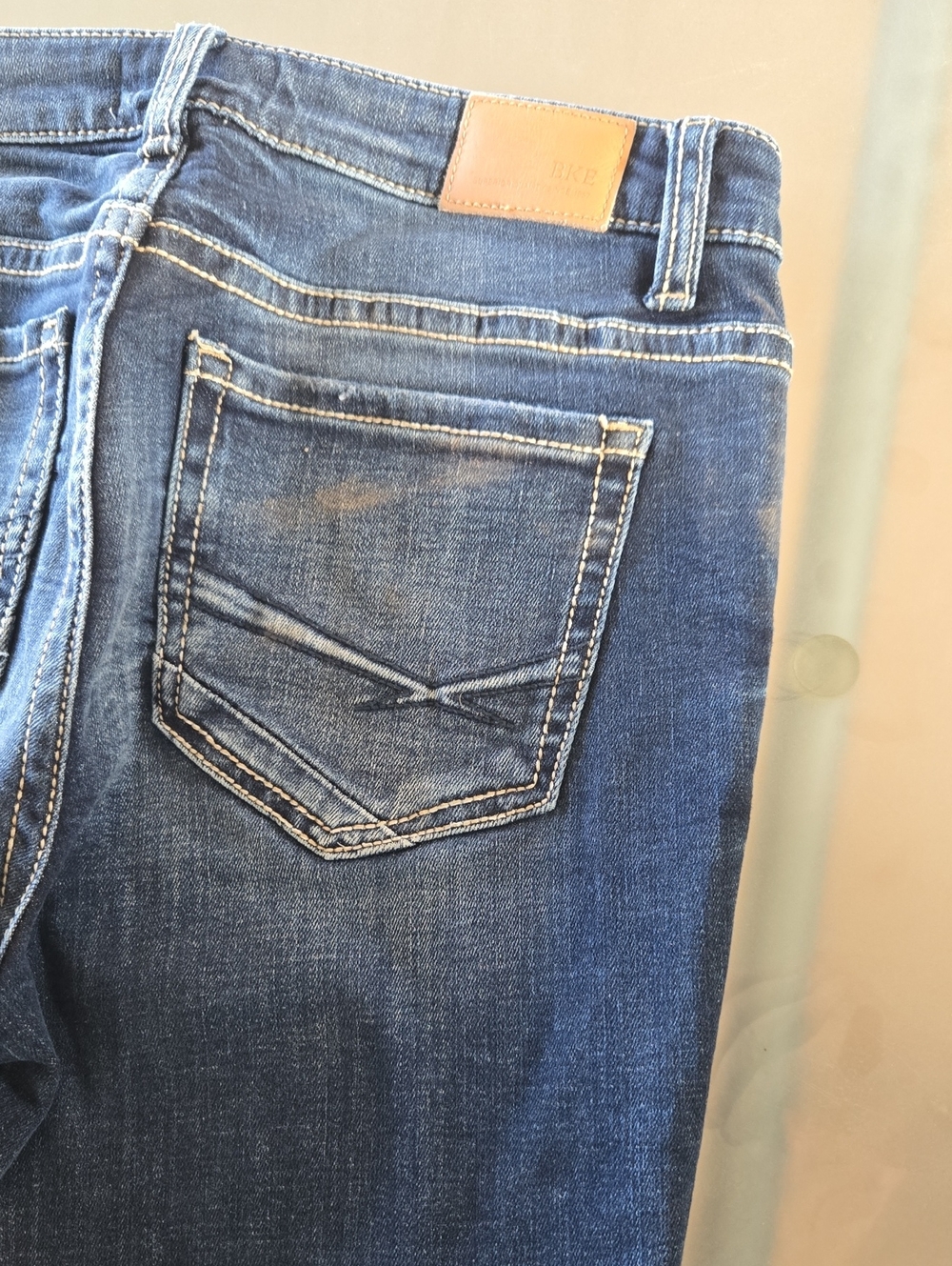 BKE Slim Men's Jeans in Dark Blue Denim with Tan Patch